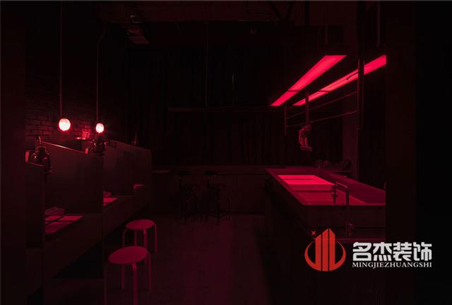 创意办公室叼嘿网站视频设计7.jpg