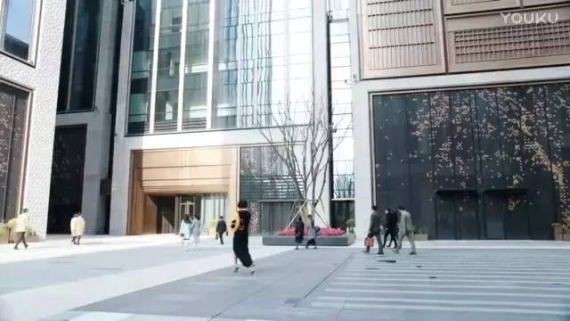 办公室叼嘿网站视频.jpg