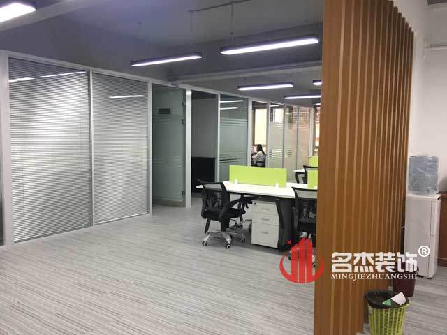 办公室叼嘿网站视频完工实景图.jpg
