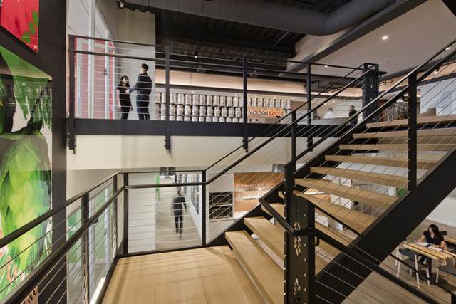 办公室叼嘿网站视频.jpg