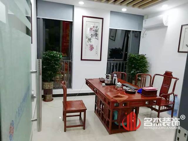 办公室叼嘿网站视频完工照.jpg