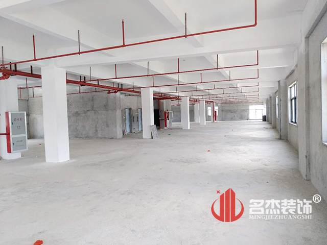 办公室叼嘿网站视频.jpg
