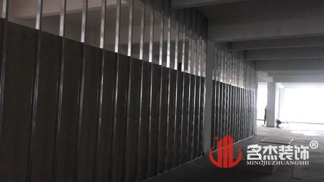 办公室叼嘿网站视频开工现场照.jpg