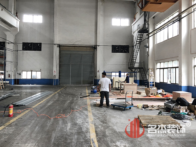 办公室叼嘿网站视频设计施工照.jpg