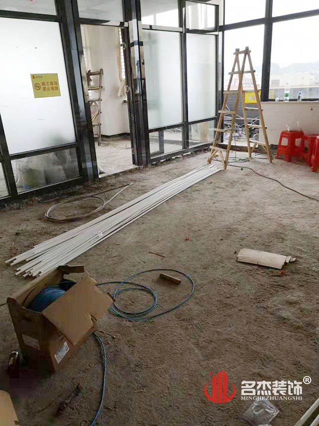 办公室叼嘿网站视频设计.jpg