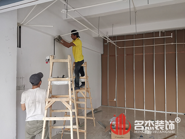 办公室叼嘿网站视频