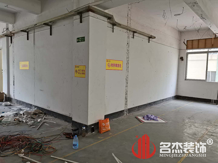 办公室叼嘿网站视频
