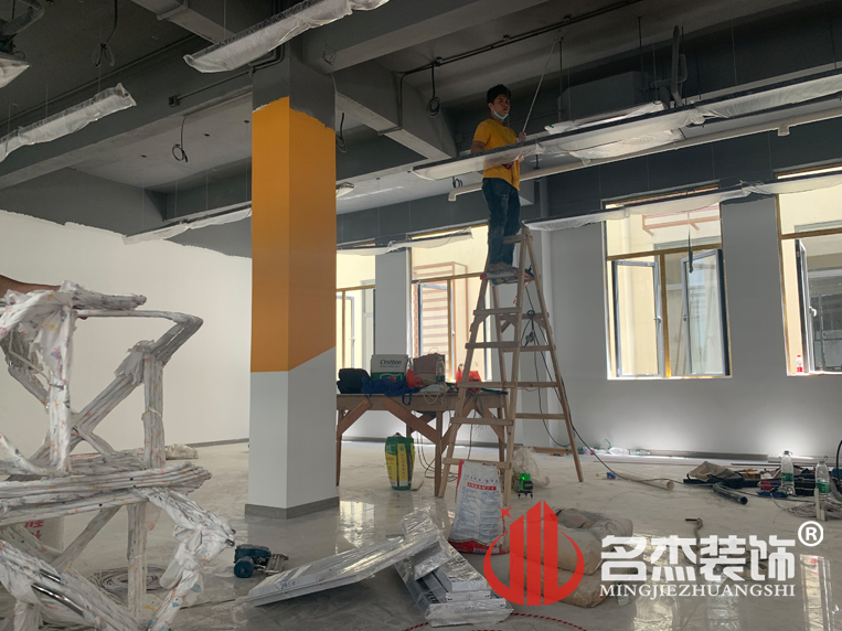 办公室叼嘿网站视频