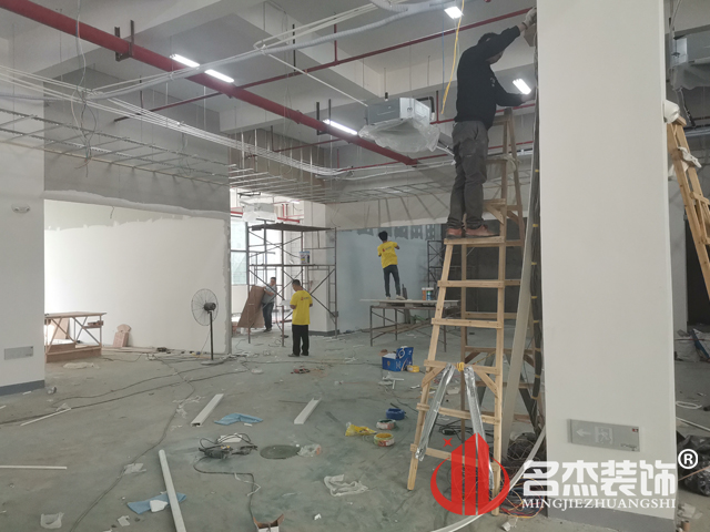 办公室叼嘿网站视频