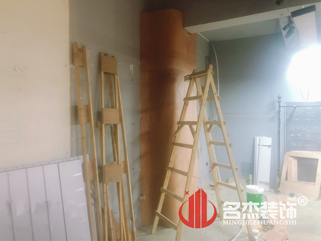 办公室叼嘿网站视频