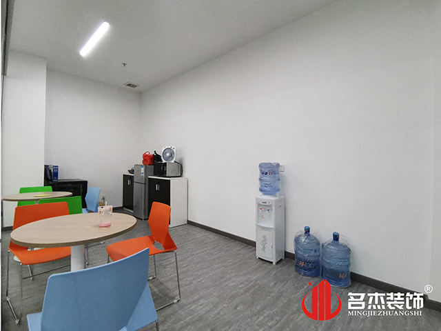 办公室叼嘿网站视频设计