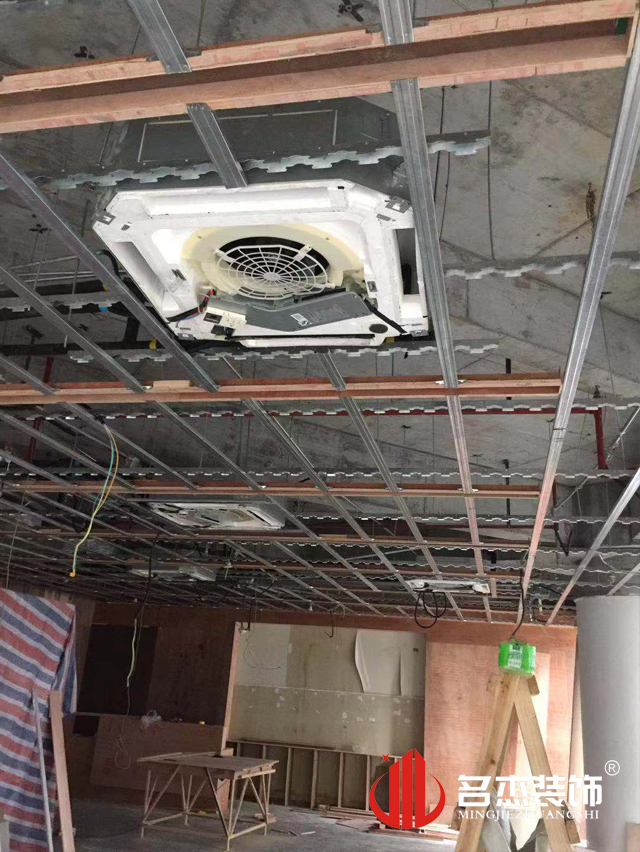 办公室叼嘿网站视频