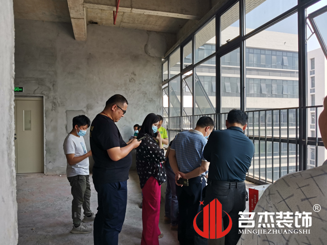 广州办公室叼嘿网站视频