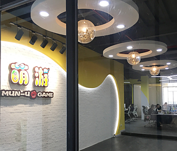 萌游办公室叼嘿网站视频项目顺利完工啦！