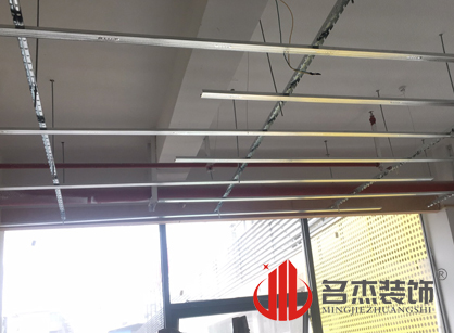 巡工地日记，美容教育培训机构叼嘿网站视频项目进行中